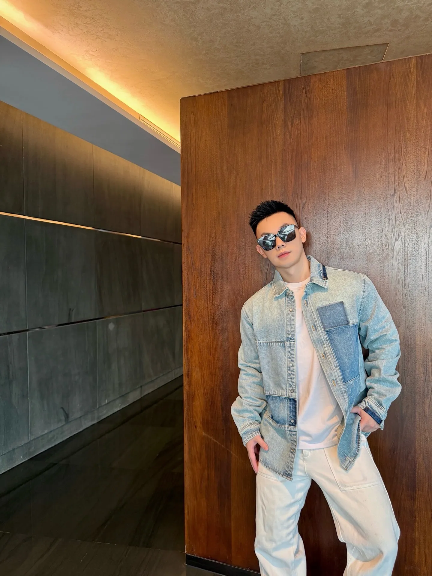 Louis Vuitton/Louis Vuitton presbyopic patchwork denim jacket